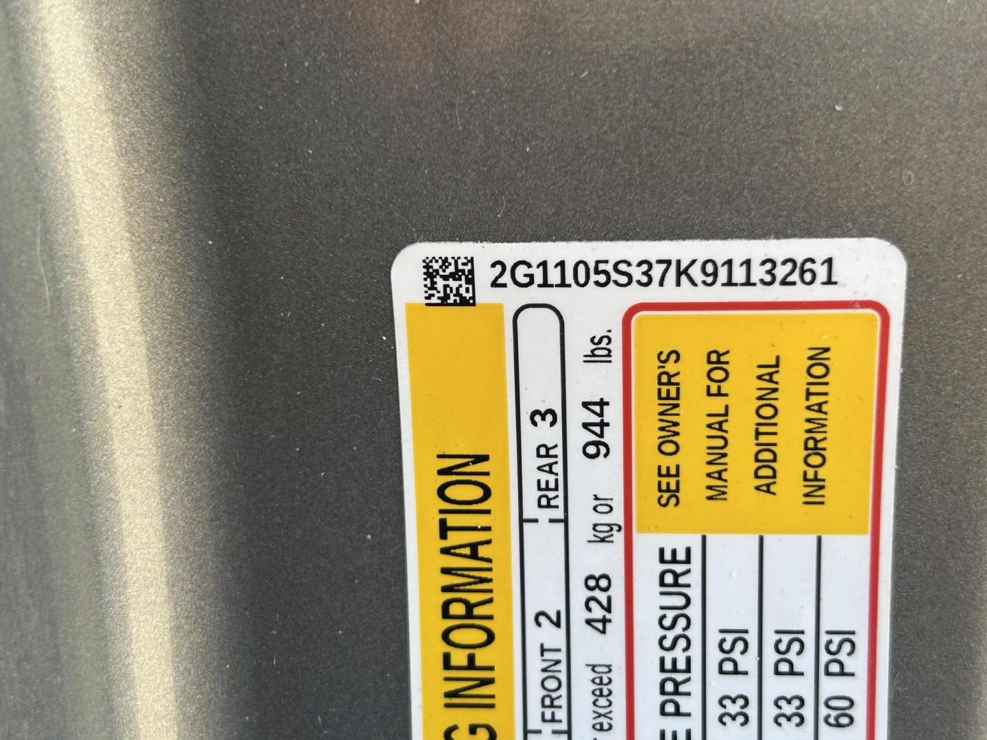 2019 White Chevrolet Impala Premier (2G1105S37K9) with an 3.6L V6 DOHC 24V engine, 6A transmission, located at 1687 Business 35 S, New Braunfels, TX, 78130, (830) 625-7159, 29.655487, -98.051491 - Photo#14