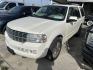 2007 White Lincoln Navigator 2WD Luxury (5LMFU27537L) with an 5.4L V8 SOHC 24V engine, 6-Speed Automatic Overdrive transmission, located at 1687 Business 35 S, New Braunfels, TX, 78130, (830) 625-7159, 29.655487, -98.051491 - Photo#0