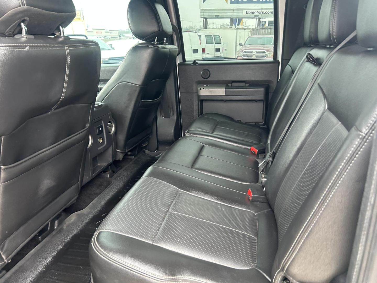 2014 Silver Ford F-250 SD LariatCrew Cab 4WD (1FT7W2BT5EE) with an 6.7L V8 OHV 16V DIESEL engine, 6-Speed Automatic transmission, located at 1687 Business 35 S, New Braunfels, TX, 78130, (830) 625-7159, 29.655487, -98.051491 - Photo#9