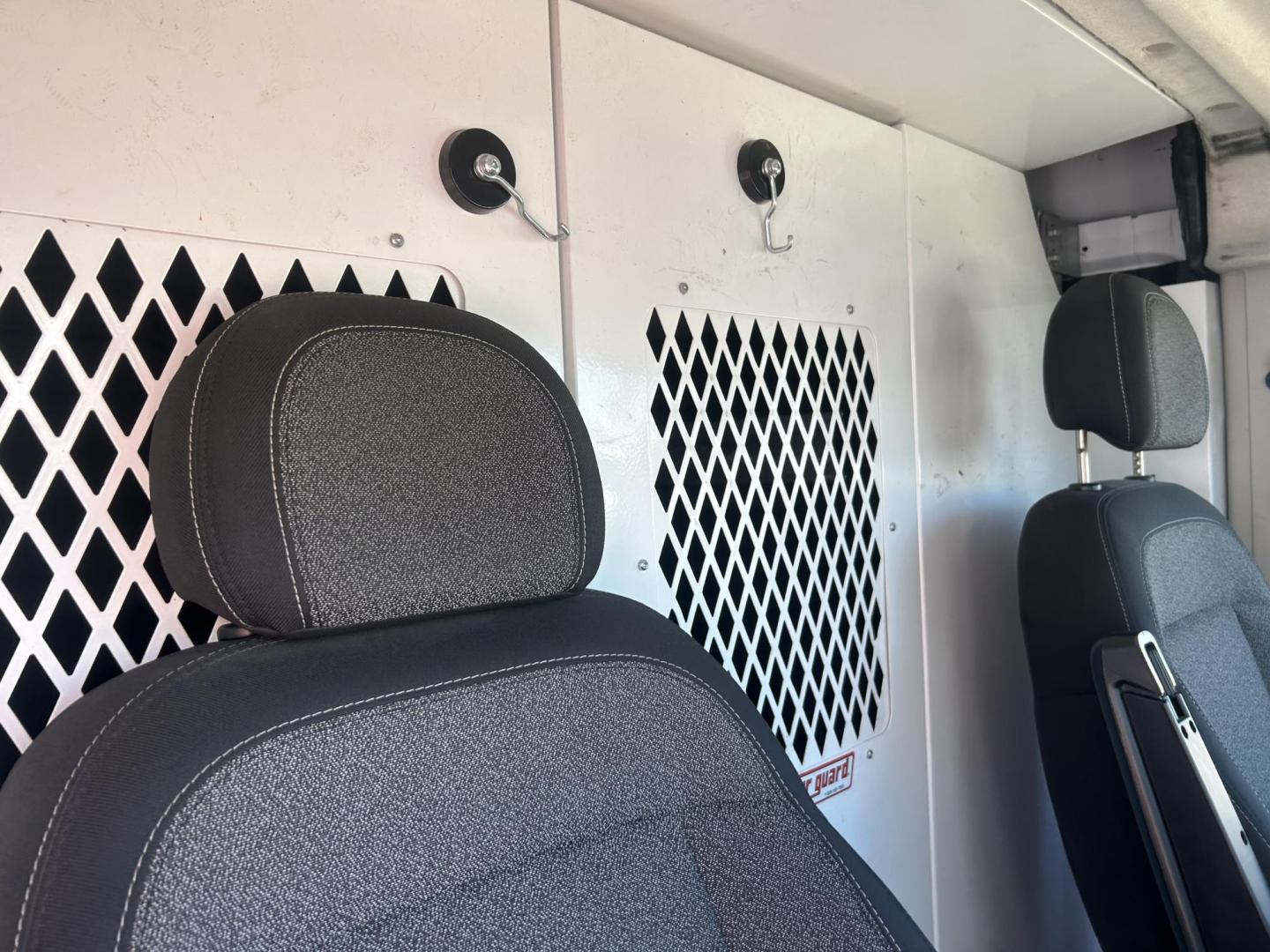 2022 White RAM Promaster 3500 High Roof 159-in. WB Ext (3C6MRVJG6NE) with an 3.6L V6 engine, 6A transmission, located at 1687 Business 35 S, New Braunfels, TX, 78130, (830) 625-7159, 29.655487, -98.051491 - Photo#4