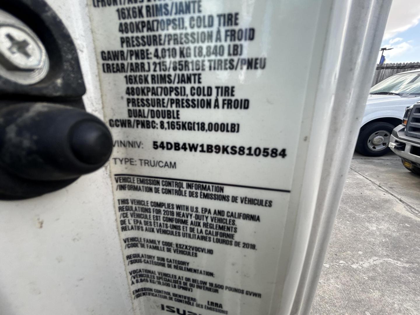 2019 White Isuzu NPR - (54DB4W1B9KS) , located at 1687 Business 35 S, New Braunfels, TX, 78130, (830) 625-7159, 29.655487, -98.051491 - Photo#14