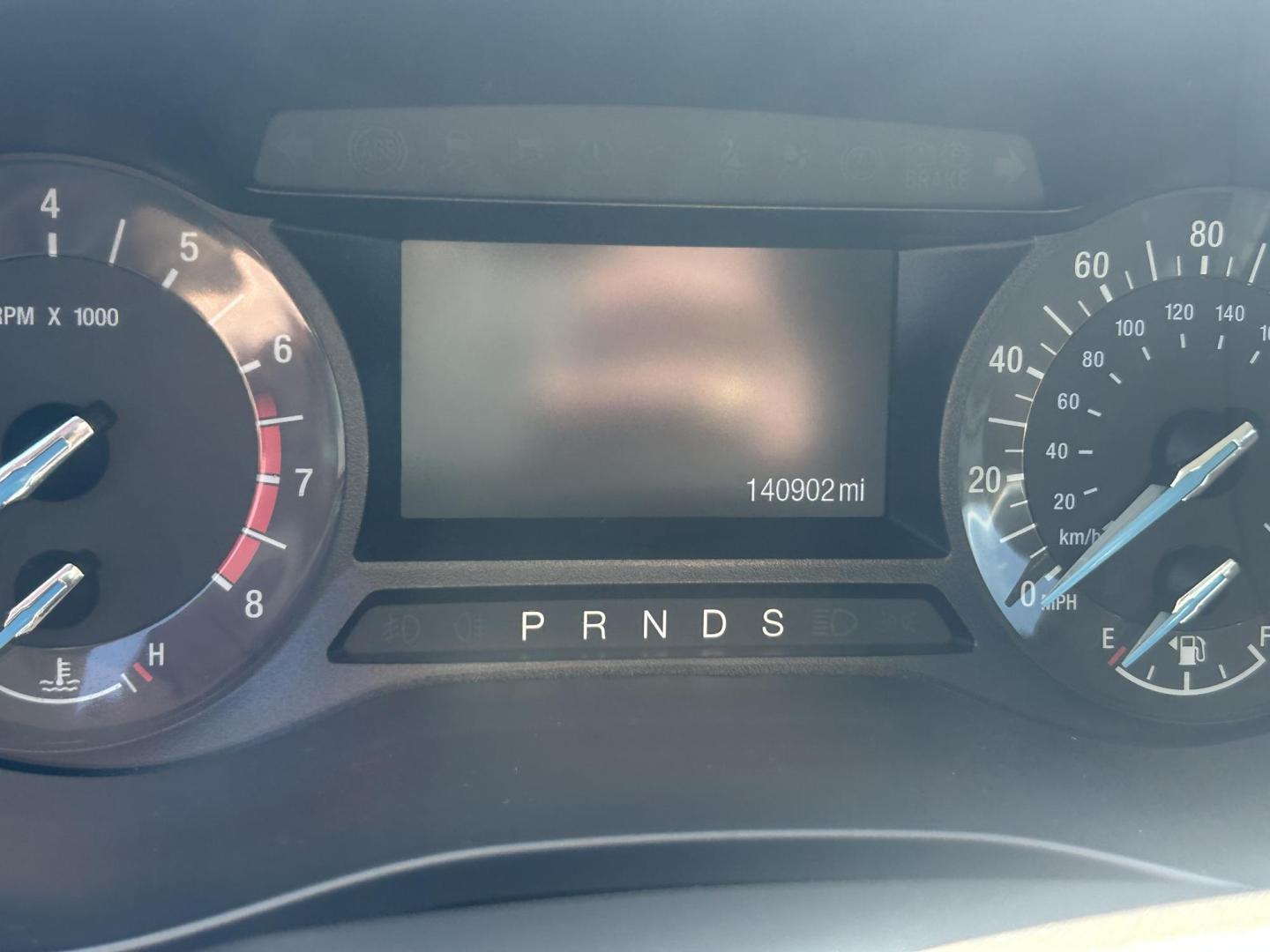 2016 White Ford Fusion SE (3FA6P0HD1GR) with an 1.5L L4 DOHC 16V engine, 6-Speed Automatic transmission, located at 1687 Business 35 S, New Braunfels, TX, 78130, (830) 625-7159, 29.655487, -98.051491 - Photo#8