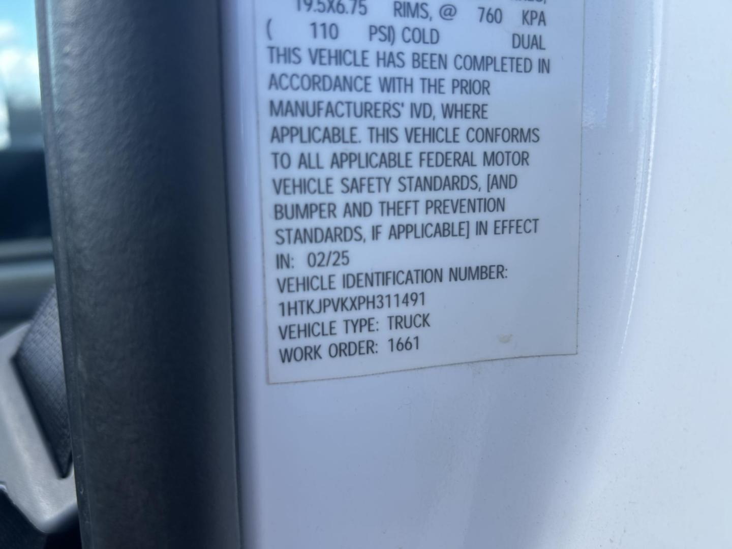 2023 White Chevrolet Silverado Medium Duty - (1HTKJPVKXPH) , located at 1687 Business 35 S, New Braunfels, TX, 78130, (830) 625-7159, 29.655487, -98.051491 - Photo#11