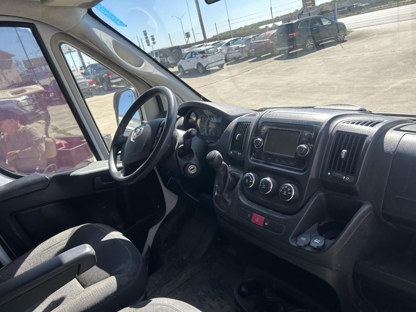 2020 White RAM Promaster 3500 High Roof Tradesman 159-in. WB Ext (3C6URVJG3LE) with an 3.6L V6 engine, 6A transmission, located at 1687 Business 35 S, New Braunfels, TX, 78130, (830) 625-7159, 29.655487, -98.051491 - Photo#3