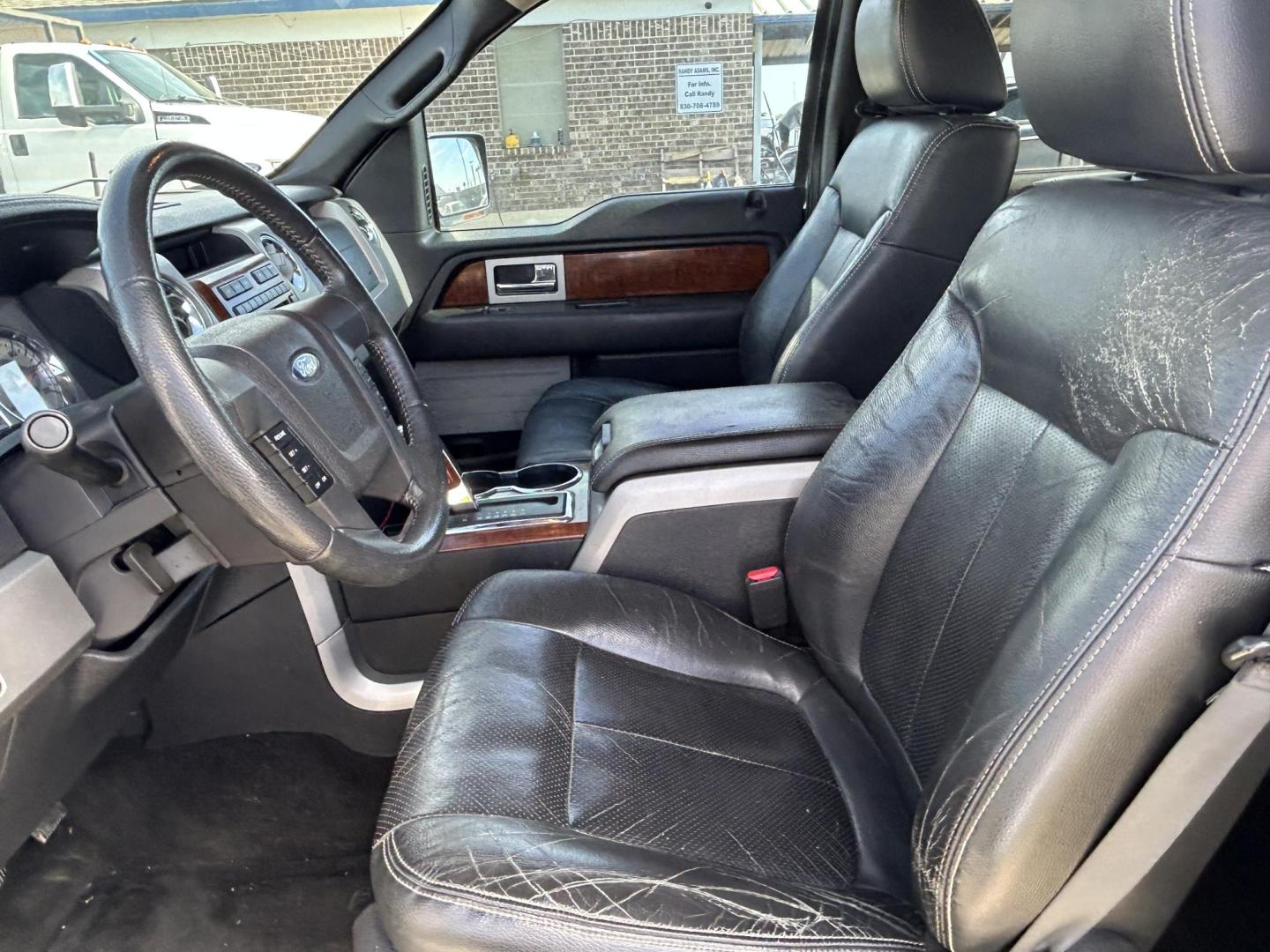 2010 Silver Ford F-150 Lariat SuperCrew 5.5-ft. Bed 4WD (1FTFW1EV1AK) with an 5.4L V8 SOHC 24V FFV engine, 4-Speed Automatic transmission, located at 1687 Business 35 S, New Braunfels, TX, 78130, (830) 625-7159, 29.655487, -98.051491 - Photo#13