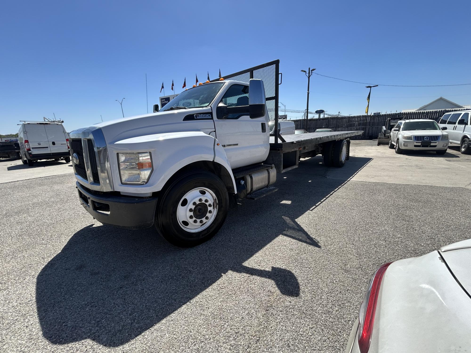 photo of 2017 Ford F-650 Regular Cab 2WD DRW