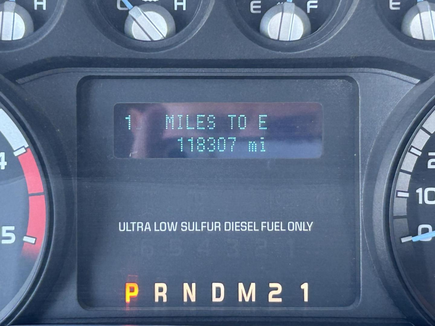 2017 White Ford F-650 Regular Cab 2WD DRW (1FDNF6DC3HD) with an 6.7L V8 DIESEL engine, located at 1687 Business 35 S, New Braunfels, TX, 78130, (830) 625-7159, 29.655487, -98.051491 - Photo#14