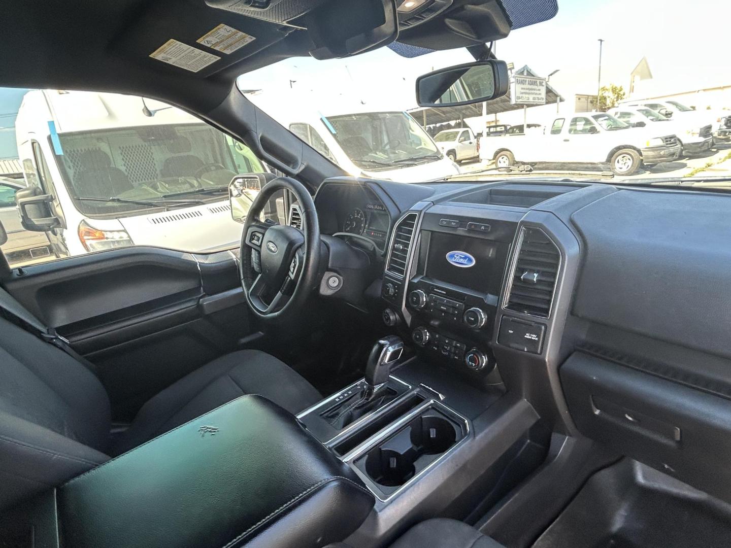 2019 Gray Ford F-150 Lariat SuperCrew 5.5-ft. Bed 4WD (1FTEW1E55KK) with an 5.0L V8 OHV 32V engine, 6A transmission, located at 1687 Business 35 S, New Braunfels, TX, 78130, (830) 625-7159, 29.655487, -98.051491 - Photo#3