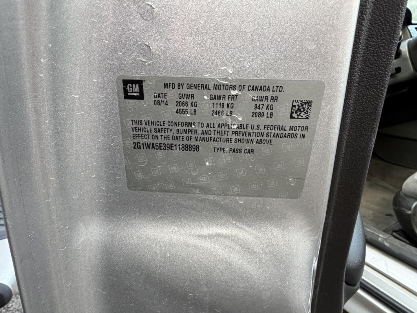 2014 Chevrolet Impala LS (2G1WA5E39E1) with an 3.6L V6 DOHC 16V FFV engine, 6-Speed Automatic transmission, located at 1687 Business 35 S, New Braunfels, TX, 78130, (830) 625-7159, 29.655487, -98.051491 - Photo#12
