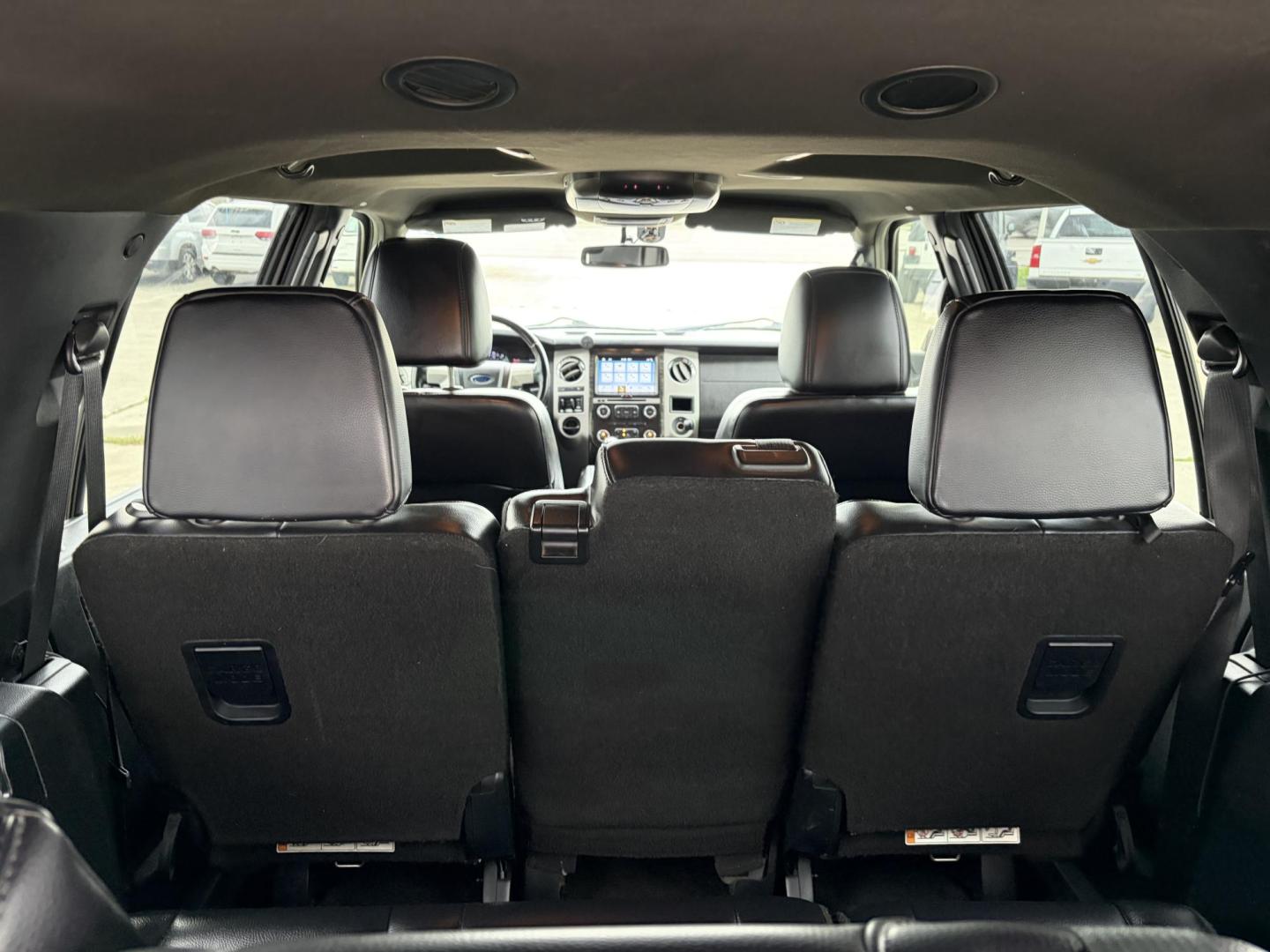 2017 Gray Ford Expedition EL Limited 2WD (1FMJK1KT7HE) with an 3.5L V6 DOHC 24V FFV engine, 6A transmission, located at 1687 Business 35 S, New Braunfels, TX, 78130, (830) 625-7159, 29.655487, -98.051491 - Photo#8