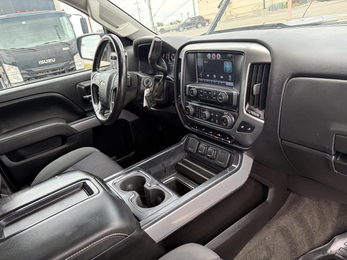 2015 Black Chevrolet Silverado 2500HD LT Crew Cab 6.5ft 4WD (1GC1KVEG5FF) with an 6.0L V8 OHV 16V FFV engine, 6-Speed Automatic transmission, located at 1687 Business 35 S, New Braunfels, TX, 78130, (830) 625-7159, 29.655487, -98.051491 - Photo#3