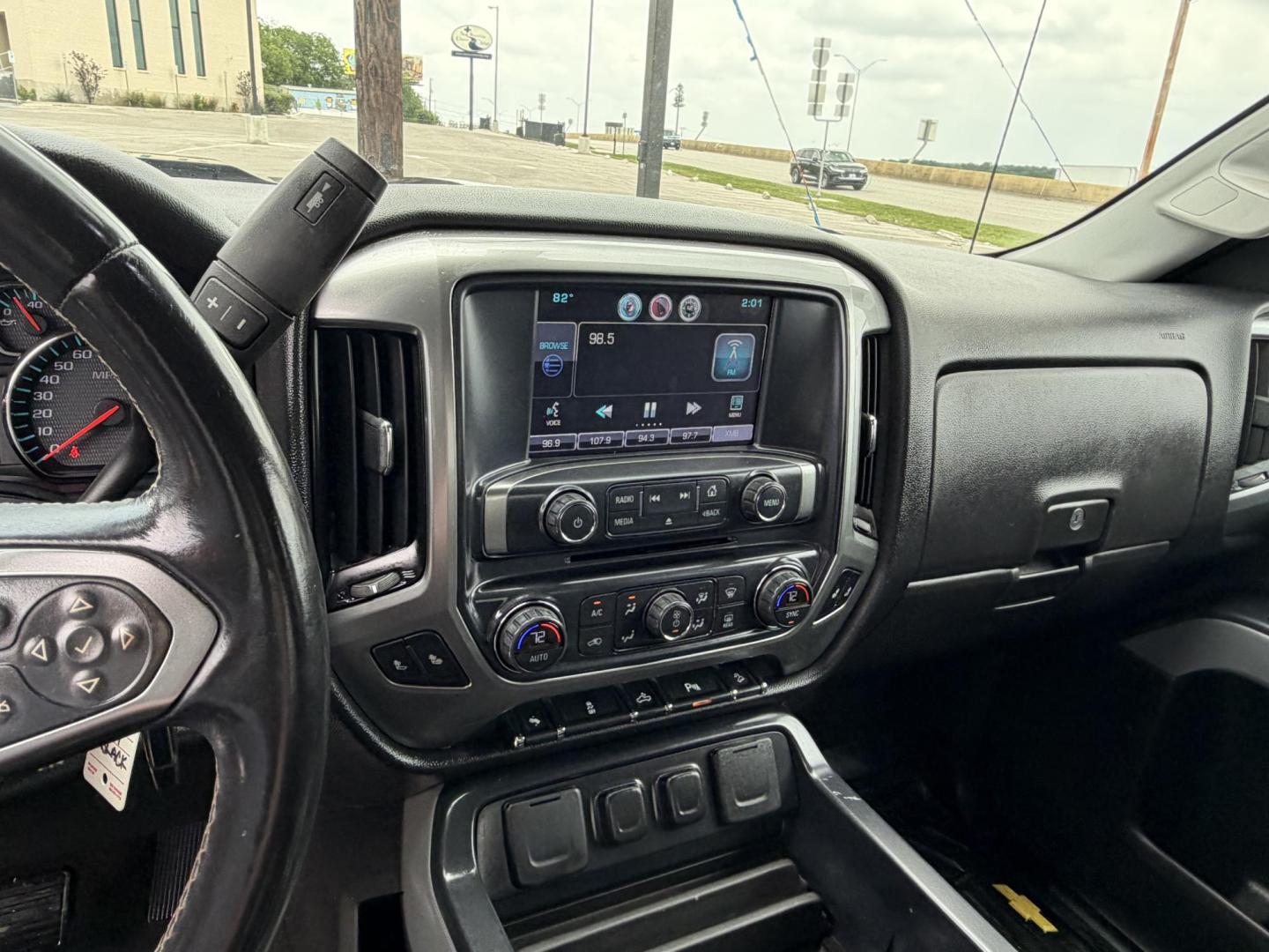 2015 Black Chevrolet Silverado 2500HD LT Crew Cab 6.5ft 4WD (1GC1KVEG5FF) with an 6.0L V8 OHV 16V FFV engine, 6-Speed Automatic transmission, located at 1687 Business 35 S, New Braunfels, TX, 78130, (830) 625-7159, 29.655487, -98.051491 - Photo#13
