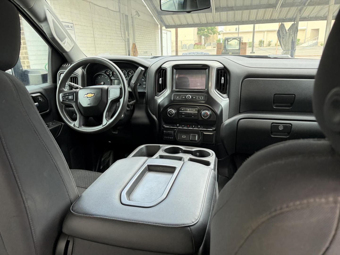 2020 Black Chevrolet Silverado 2500HD Work Truck Crew Cab Short Box 4WD (1GC4YLEY5LF) with an 6.6L V8 OHV 16V DIESEL engine, 6A transmission, located at 1687 Business 35 S, New Braunfels, TX, 78130, (830) 625-7159, 29.655487, -98.051491 - Photo#6