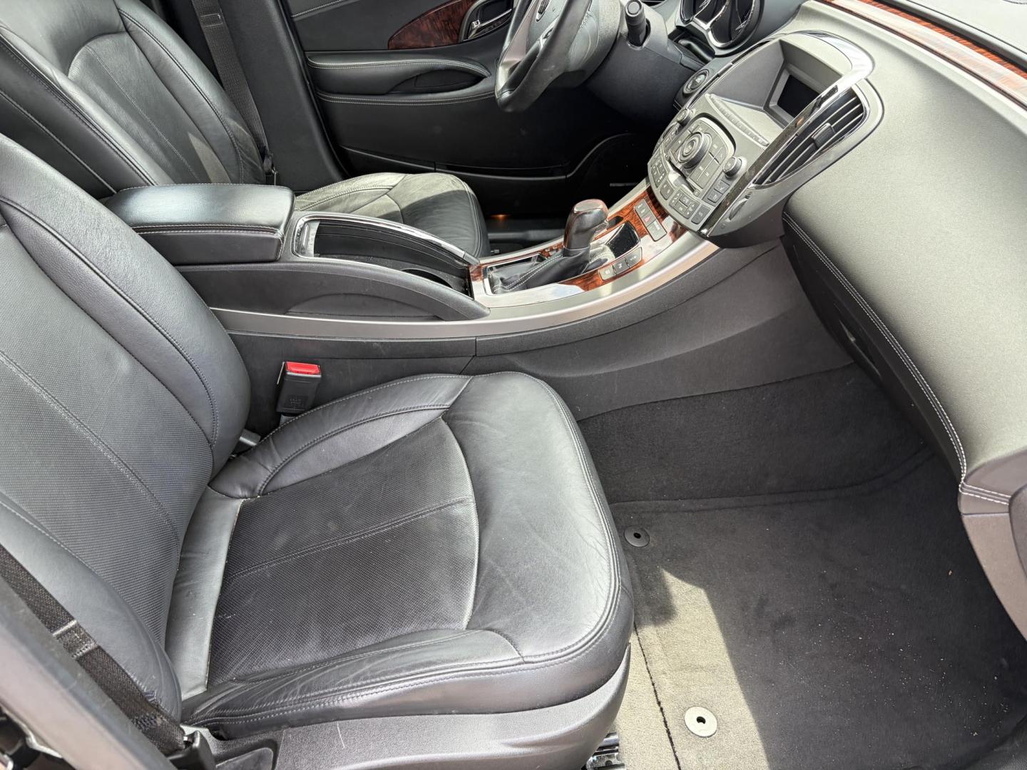 2011 Black Buick LaCrosse CXS (1G4GE5GD7BF) with an 3.6L V6 DOHC 24V engine, 6-Speed Automatic Overdrive transmission, located at 1687 Business 35 S, New Braunfels, TX, 78130, (830) 625-7159, 29.655487, -98.051491 - Photo#2