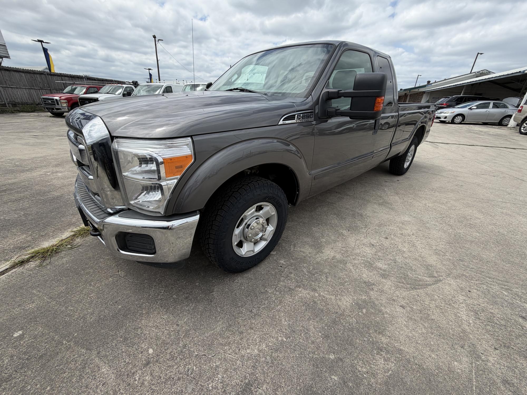 photo of 2012 Ford F-250 SD Lariat SuperCab 2WD