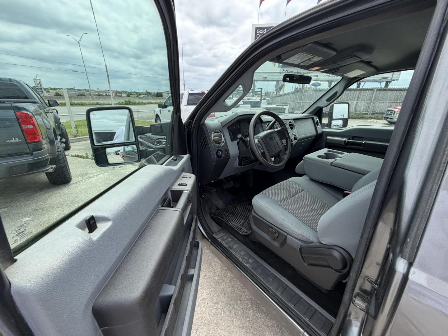 2012 Gray Ford F-250 SD Lariat SuperCab 2WD (1FT7X2A6XCE) with an 6.2L V8 OHV 16V engine, 6-Speed Automatic transmission, located at 1687 Business 35 S, New Braunfels, TX, 78130, (830) 625-7159, 29.655487, -98.051491 - Photo#8