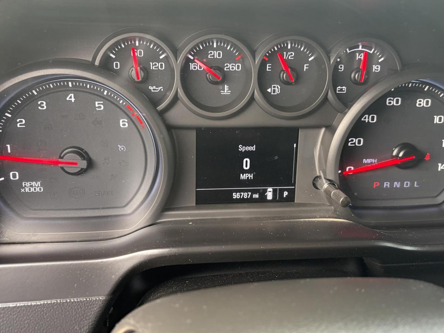 2021 Chevrolet Silverado 3500HD Work Truck Double Cab 2WD (1GB5WRE77MF) with an 6.6L V8 OHV 32V engine, 6A transmission, located at 1687 Business 35 S, New Braunfels, TX, 78130, (830) 625-7159, 29.655487, -98.051491 - Photo#13
