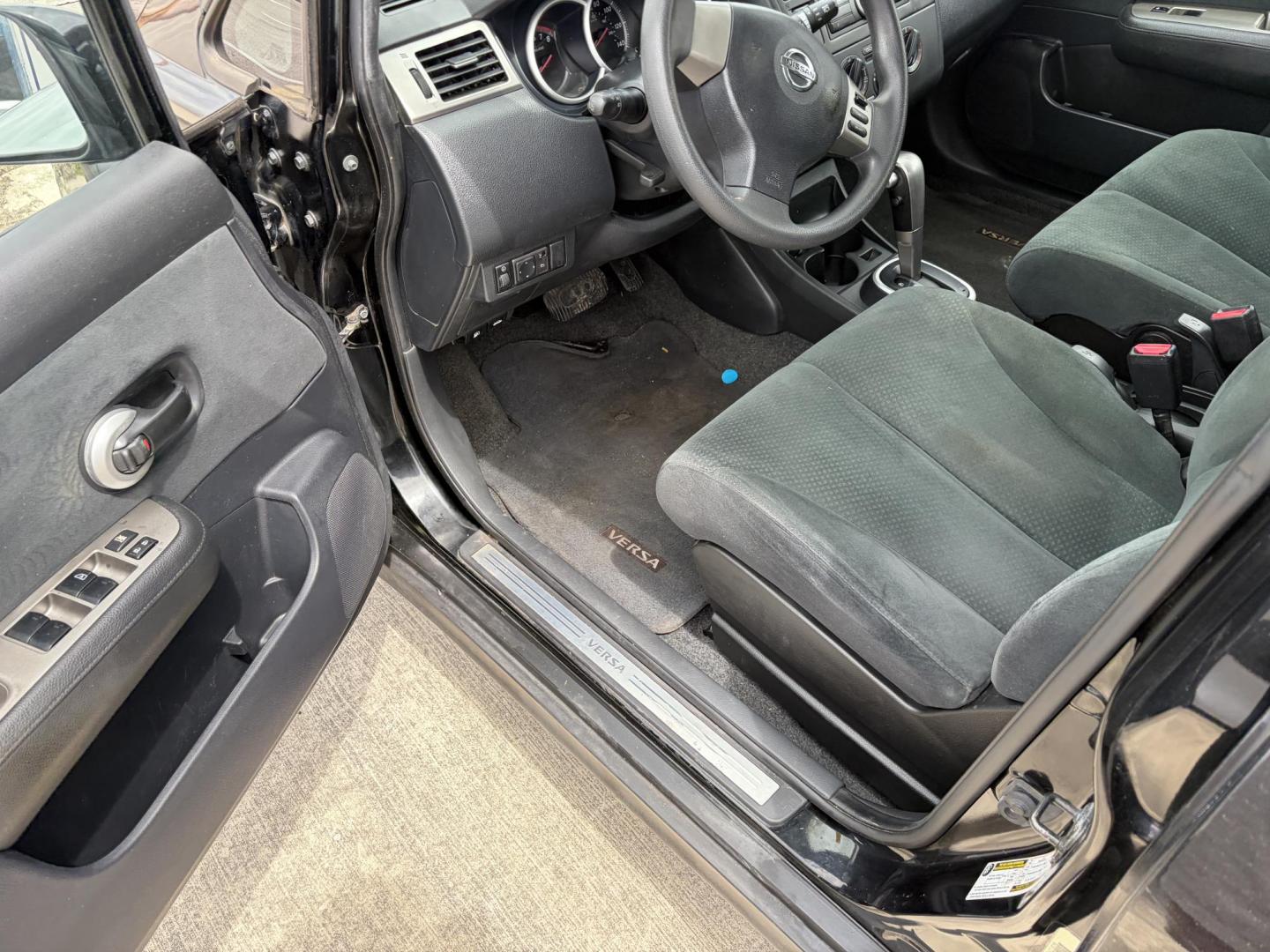 2011 Black Nissan Versa 1.8 S Hatchback (3N1BC1CP1BL) with an 1.8L L4 DOHC 16V engine, located at 1687 Business 35 S, New Braunfels, TX, 78130, (830) 625-7159, 29.655487, -98.051491 - Photo#8
