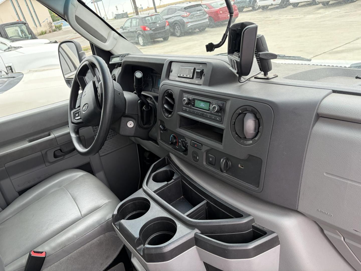 2023 White Ford Econoline E-350 Super Duty (1FDWE3FK2PD) with an 7.3LV8 OHV 16V engine, located at 1687 Business 35 S, New Braunfels, TX, 78130, (830) 625-7159, 29.655487, -98.051491 - Photo#3