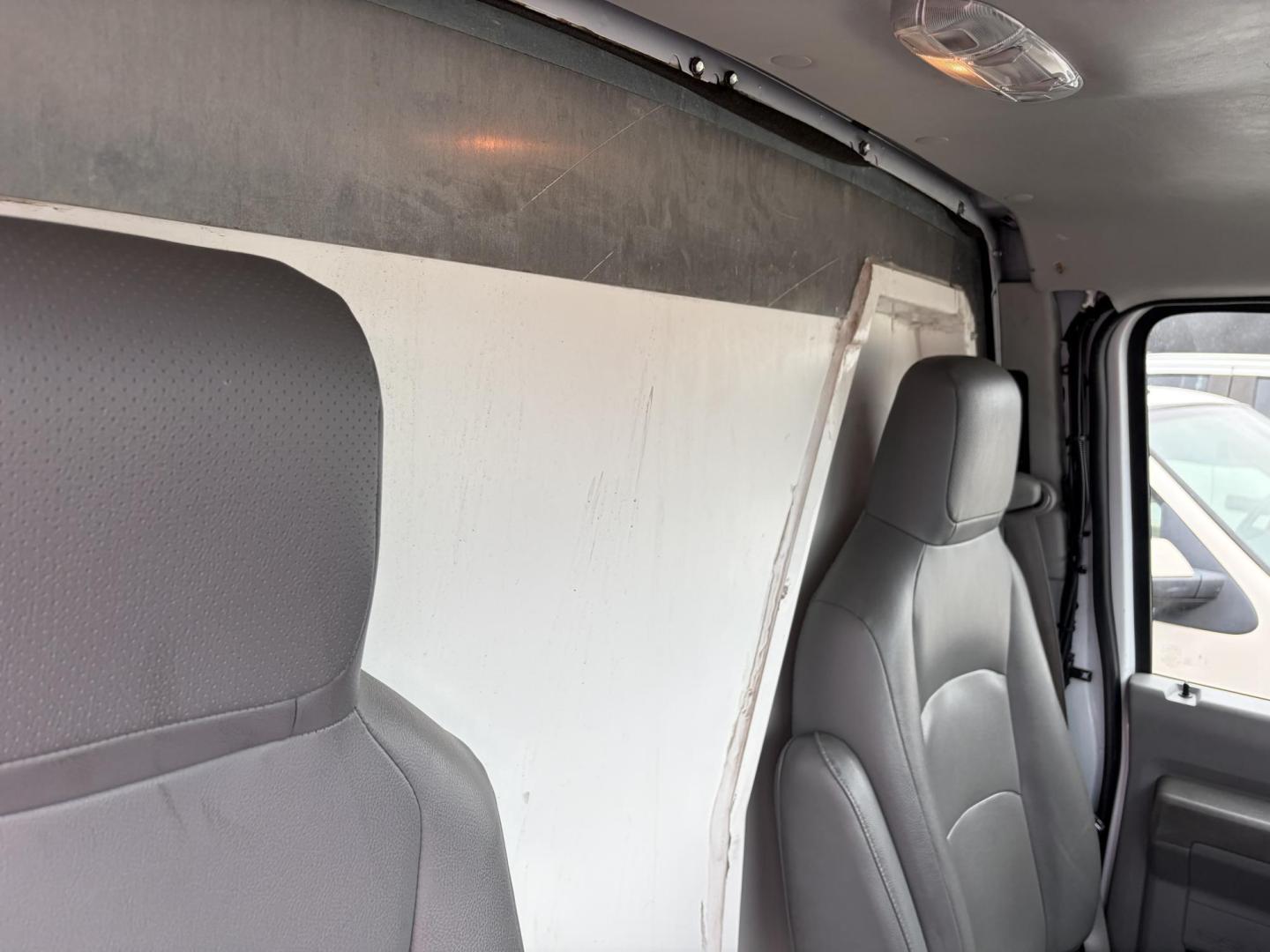 2023 White Ford Econoline E-350 Super Duty (1FDWE3FK2PD) with an 7.3LV8 OHV 16V engine, located at 1687 Business 35 S, New Braunfels, TX, 78130, (830) 625-7159, 29.655487, -98.051491 - Photo#4