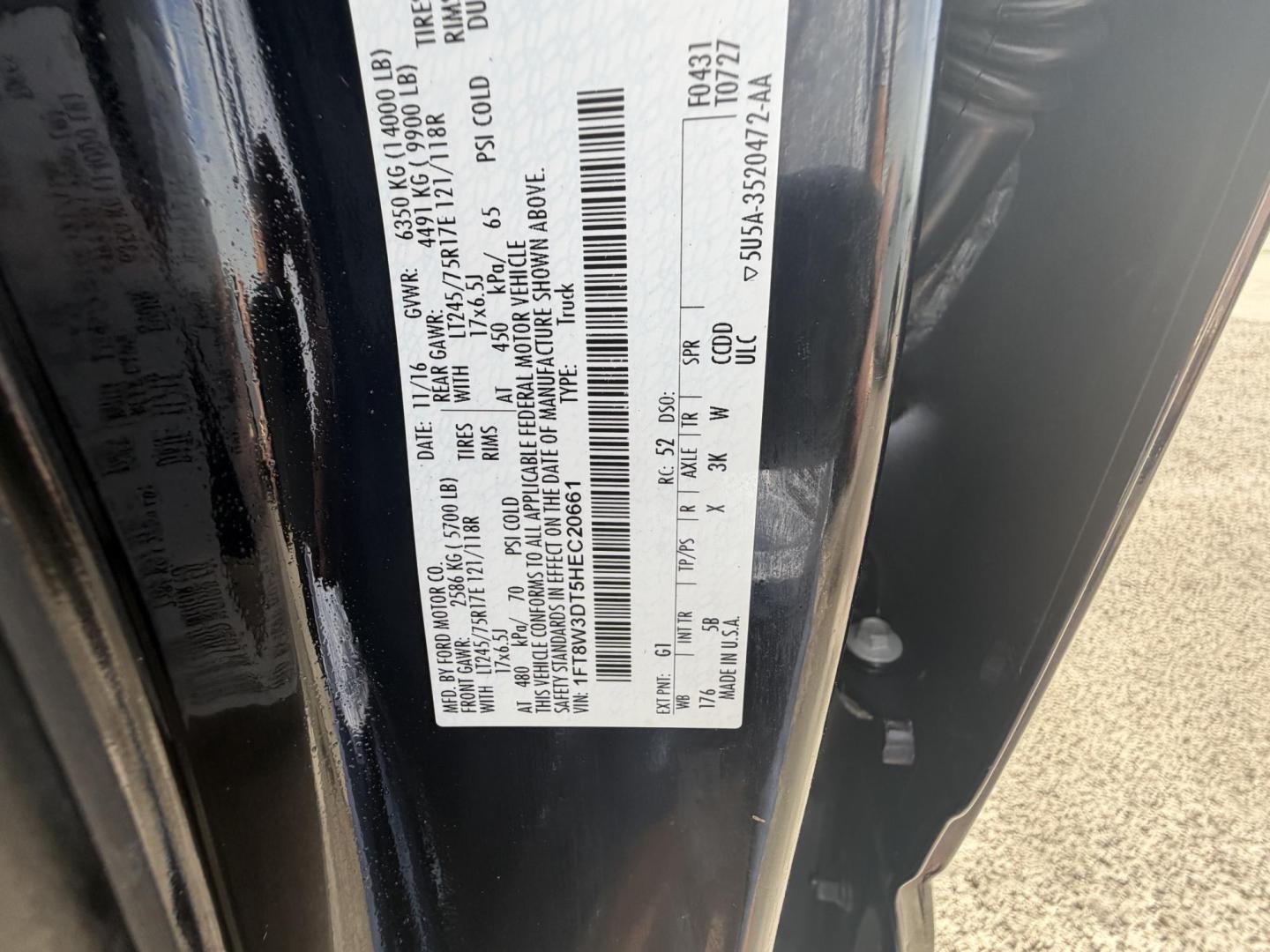 2017 Black Ford F-350 SD Lariat Crew Cab Long Bed DRW 4WD (1FT8W3DT5HE) with an 6.7L V8 OHV 16V DIESEL engine, 6A transmission, located at 1687 Business 35 S, New Braunfels, TX, 78130, (830) 625-7159, 29.655487, -98.051491 - Photo#12