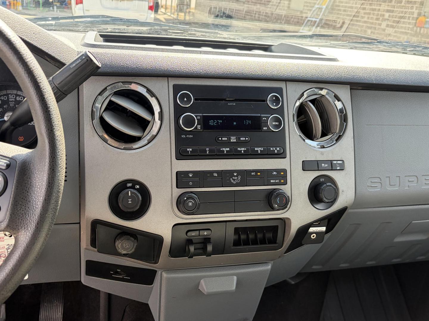 2016 Gray Ford F-250 SD XLT SuperCab 2WD (1FT7X2A69GE) with an 6.2L V8 OHV 16V engine, 6A transmission, located at 1687 Business 35 S, New Braunfels, TX, 78130, (830) 625-7159, 29.655487, -98.051491 - Photo#12