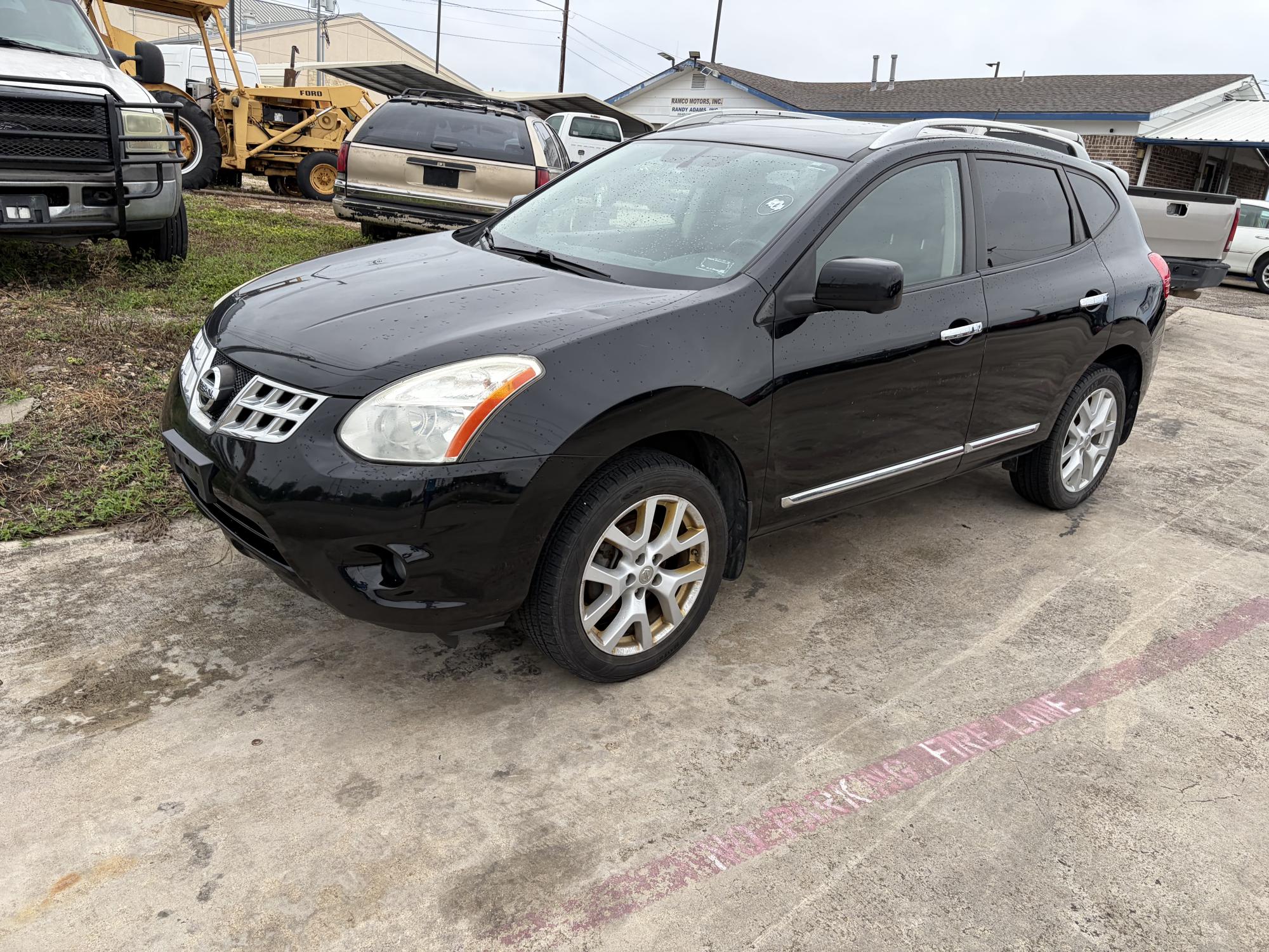 photo of 2012 Nissan Rogue S AWD