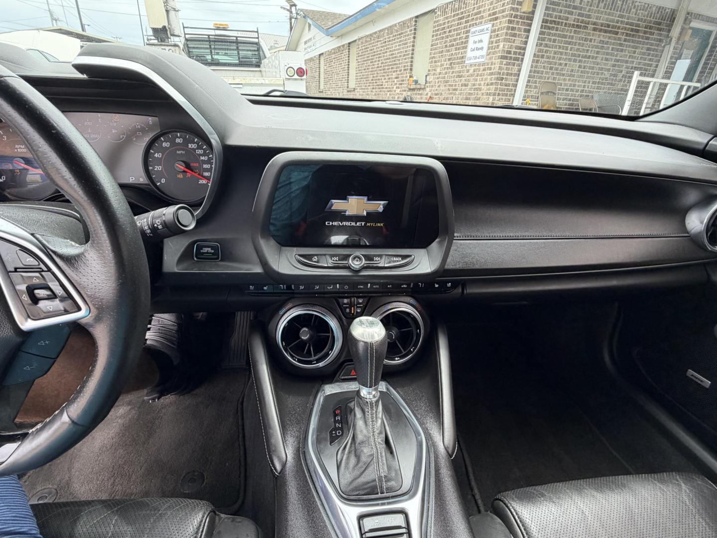 2017 Blue Chevrolet Camaro 2SS Convertible (1G1FH3D7XH0) with an 6.2L V8 OHV 16V engine, 6A transmission, located at 1687 Business 35 S, New Braunfels, TX, 78130, (830) 625-7159, 29.655487, -98.051491 - Photo#11