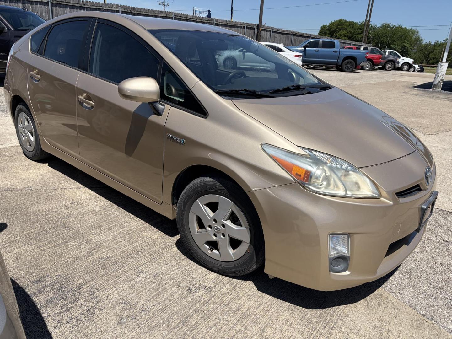 2010 Tan Toyota Prius Prius II (JTDKN3DUXA0) with an 1.8L L4 DOHC 16V engine, Continuously Variable Transmisson transmission, located at 1687 Business 35 S, New Braunfels, TX, 78130, (830) 625-7159, 29.655487, -98.051491 - Photo#1