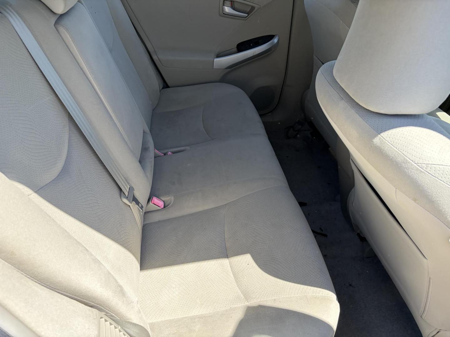 2010 Tan Toyota Prius Prius II (JTDKN3DUXA0) with an 1.8L L4 DOHC 16V engine, Continuously Variable Transmisson transmission, located at 1687 Business 35 S, New Braunfels, TX, 78130, (830) 625-7159, 29.655487, -98.051491 - Photo#4