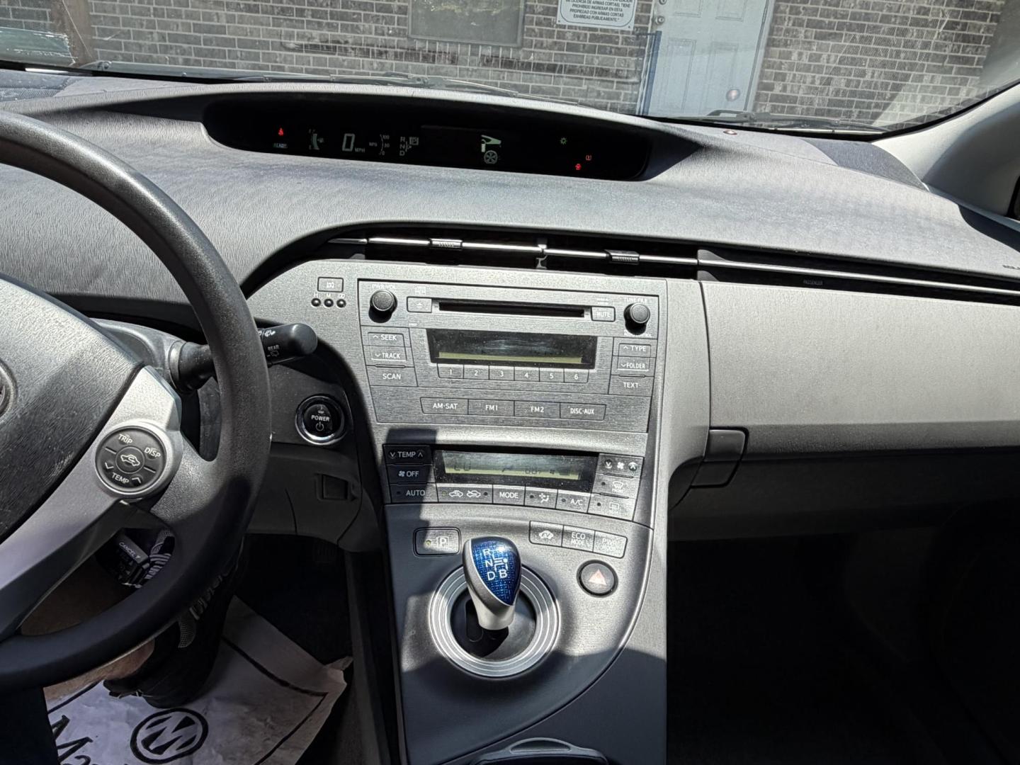 2011 White Toyota Prius Prius I (JTDKN3DU8B5) with an 1.8L L4 DOHC 16V engine, Continuously Variable Transmission transmission, located at 1687 Business 35 S, New Braunfels, TX, 78130, (830) 625-7159, 29.655487, -98.051491 - Photo#11
