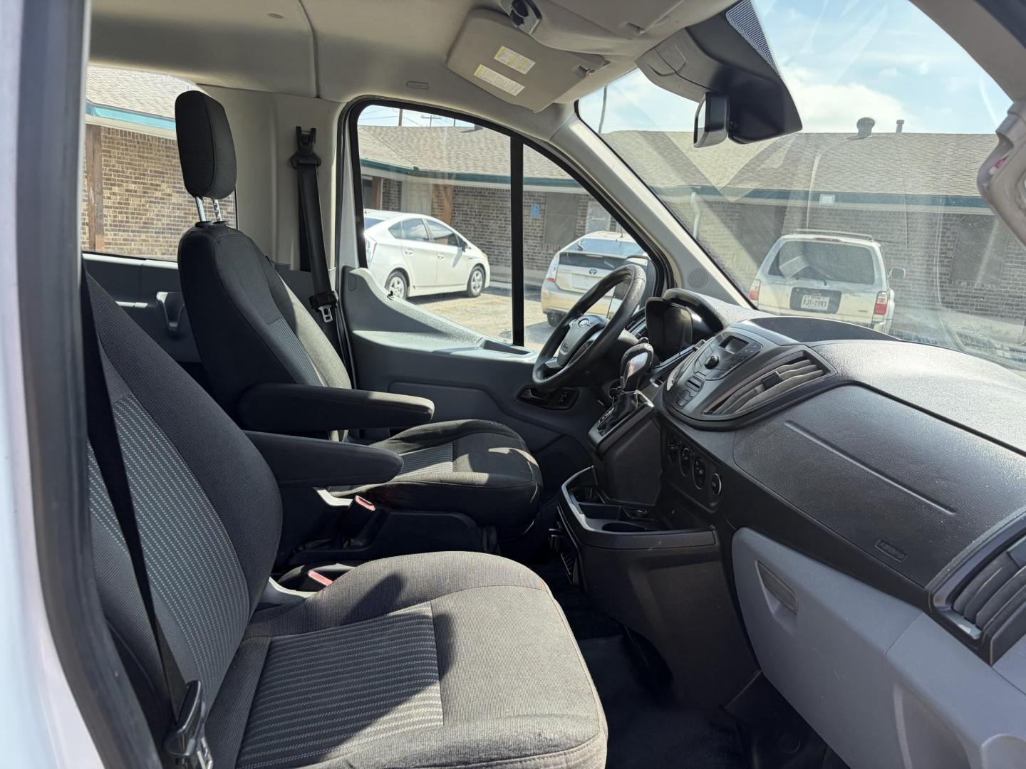 2017 White Ford Transit 350 Wagon Low Roof XLT 60/40 Pass. 148-in. WB (1FBZX2ZM4HK) with an 3.7L V6 DOHC 24V engine, 6A transmission, located at 1687 Business 35 S, New Braunfels, TX, 78130, (830) 625-7159, 29.655487, -98.051491 - Photo#2