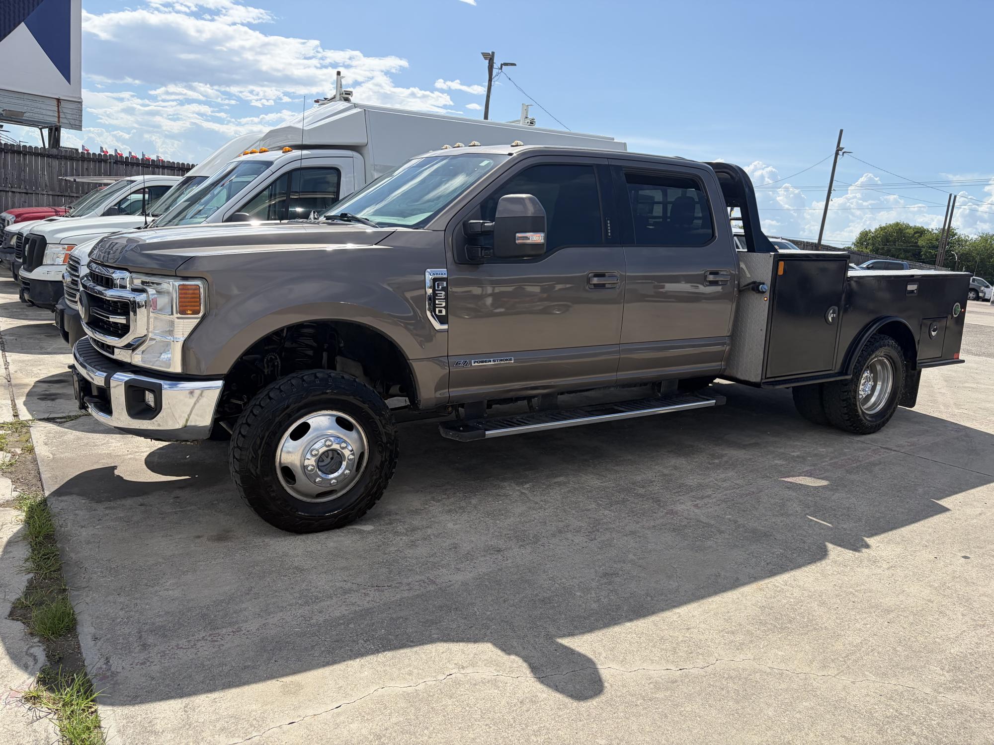 photo of 2020 Ford F-350 SD Lariat Crew Cab Long Bed DRW 4WD