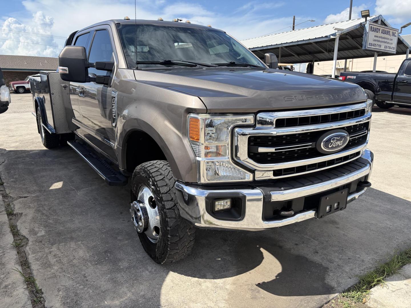 2020 Black Ford F-350 SD Lariat Crew Cab Long Bed DRW 4WD (1FD8W3HT1LE) with an 6.7L V8 OHV 16V DIESEL engine, 6A transmission, located at 1687 Business 35 S, New Braunfels, TX, 78130, (830) 625-7159, 29.655487, -98.051491 - Photo#1