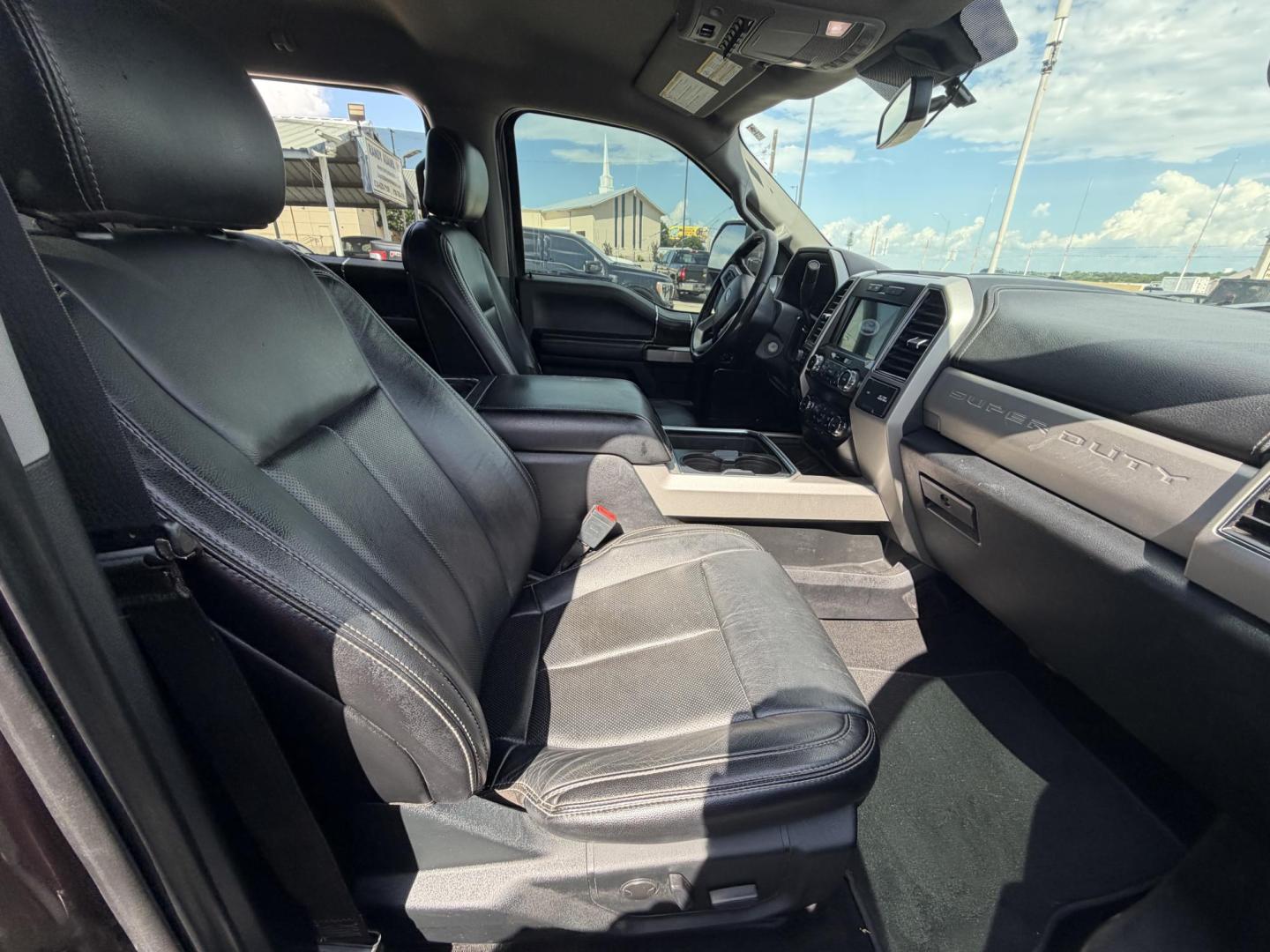 2020 Black Ford F-350 SD Lariat Crew Cab Long Bed DRW 4WD (1FD8W3HT1LE) with an 6.7L V8 OHV 16V DIESEL engine, 6A transmission, located at 1687 Business 35 S, New Braunfels, TX, 78130, (830) 625-7159, 29.655487, -98.051491 - Photo#2