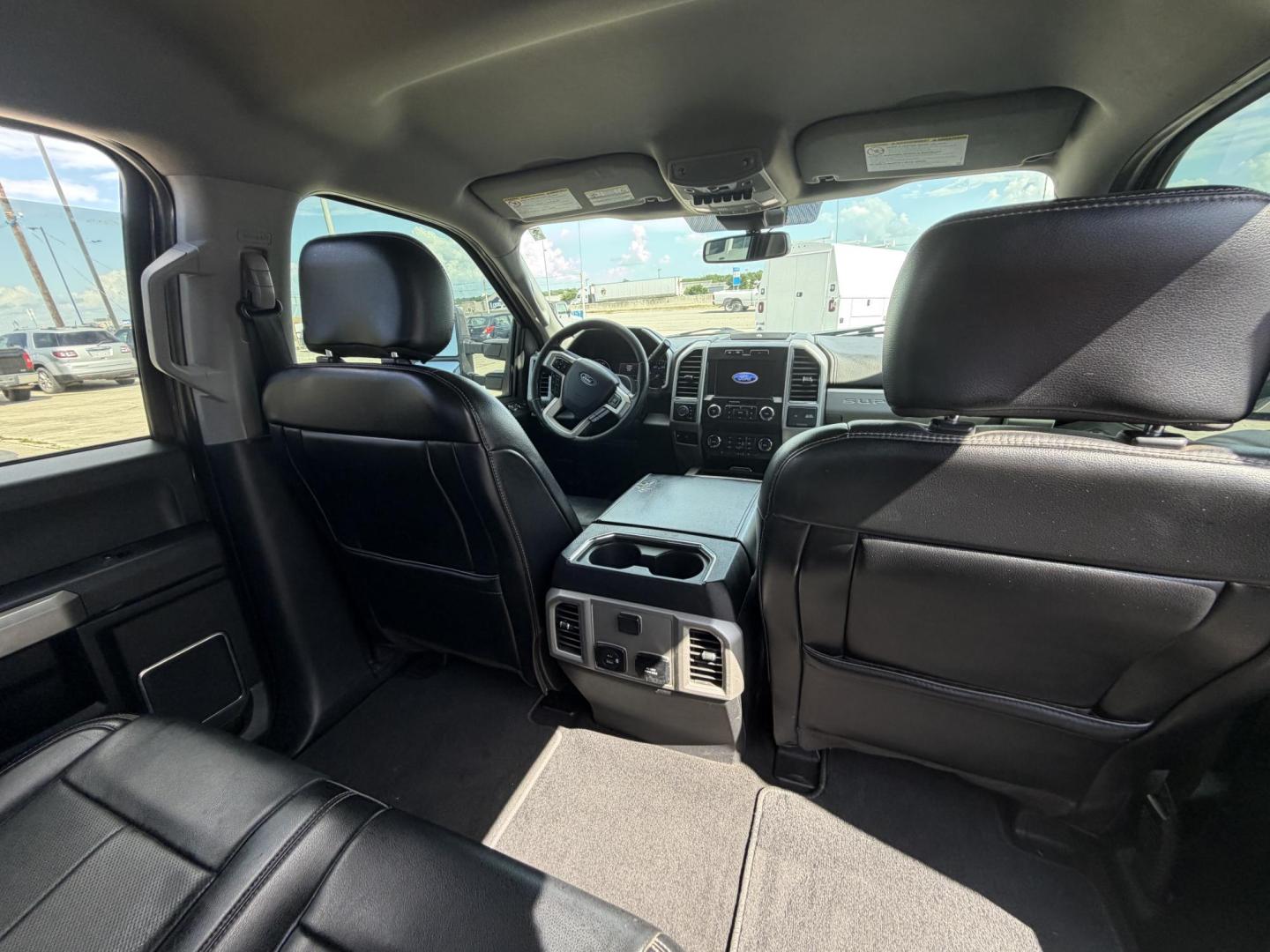 2020 Black Ford F-350 SD Lariat Crew Cab Long Bed DRW 4WD (1FD8W3HT1LE) with an 6.7L V8 OHV 16V DIESEL engine, 6A transmission, located at 1687 Business 35 S, New Braunfels, TX, 78130, (830) 625-7159, 29.655487, -98.051491 - Photo#5