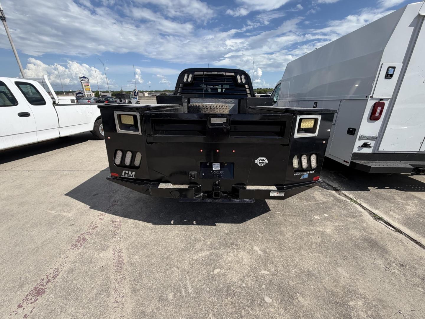 2020 Black Ford F-350 SD Lariat Crew Cab Long Bed DRW 4WD (1FD8W3HT1LE) with an 6.7L V8 OHV 16V DIESEL engine, 6A transmission, located at 1687 Business 35 S, New Braunfels, TX, 78130, (830) 625-7159, 29.655487, -98.051491 - Photo#7