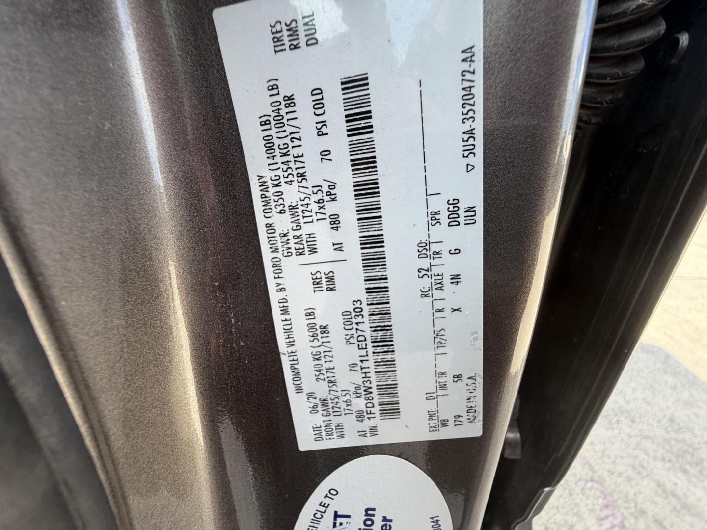 2020 Black Ford F-350 SD Lariat Crew Cab Long Bed DRW 4WD (1FD8W3HT1LE) with an 6.7L V8 OHV 16V DIESEL engine, 6A transmission, located at 1687 Business 35 S, New Braunfels, TX, 78130, (830) 625-7159, 29.655487, -98.051491 - Photo#15
