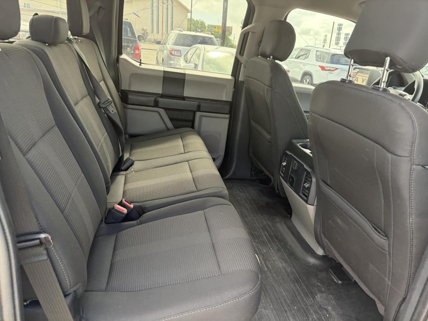 2020 Gray Ford F-150 STX SuperCrew 5.5-ft. 2WD (1FTEW1CP9LK) with an 2.7L V6 DOHC 24V engine, 6A transmission, located at 1687 Business 35 S, New Braunfels, TX, 78130, (830) 625-7159, 29.655487, -98.051491 - Photo#4