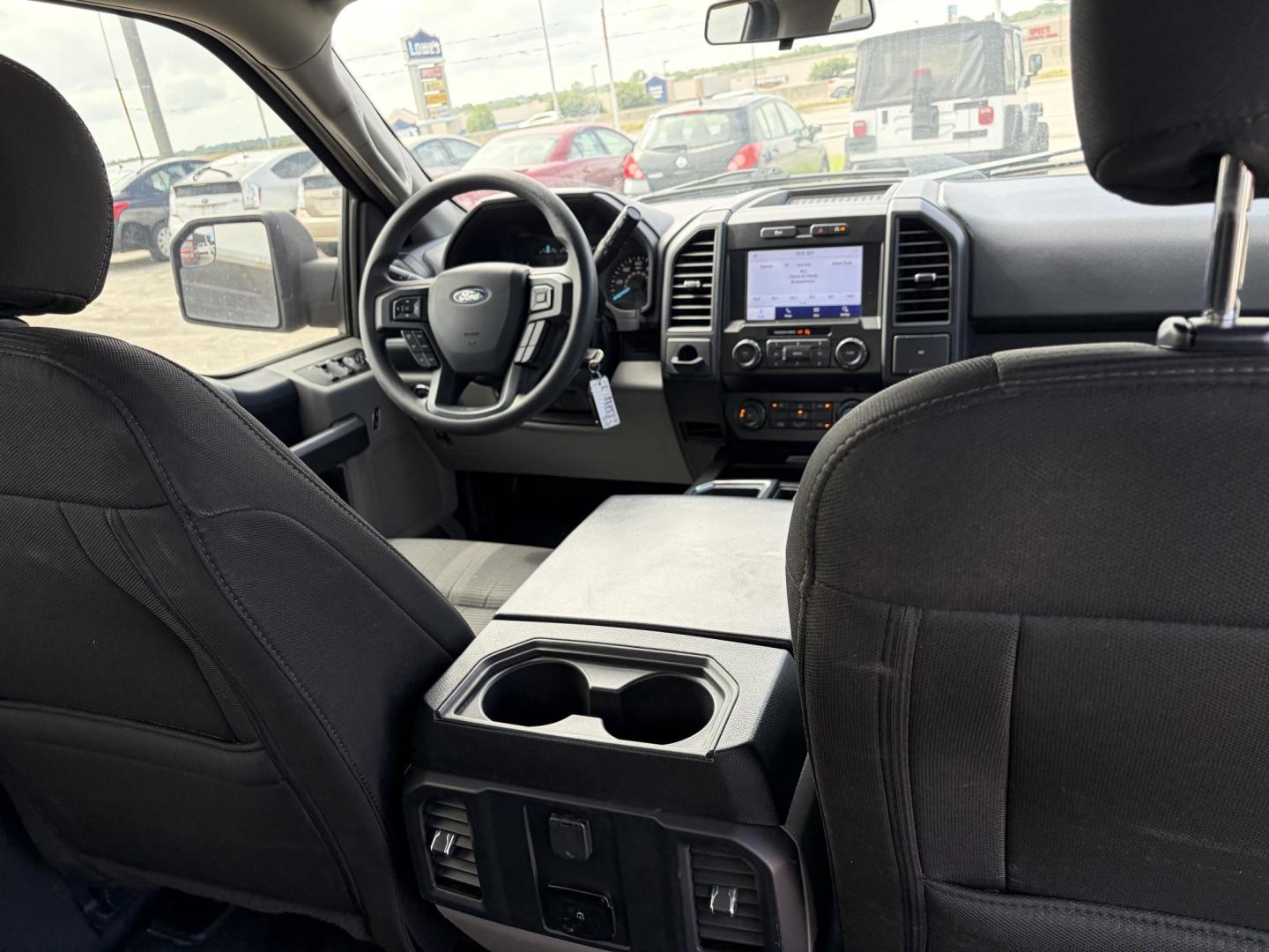 2020 Gray Ford F-150 STX SuperCrew 5.5-ft. 2WD (1FTEW1CP9LK) with an 2.7L V6 DOHC 24V engine, 6A transmission, located at 1687 Business 35 S, New Braunfels, TX, 78130, (830) 625-7159, 29.655487, -98.051491 - Photo#5