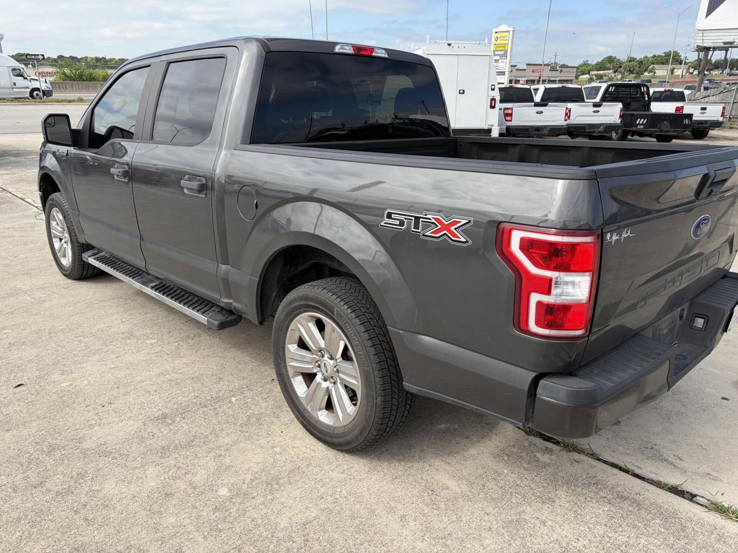 2020 Gray Ford F-150 STX SuperCrew 5.5-ft. 2WD (1FTEW1CP9LK) with an 2.7L V6 DOHC 24V engine, 6A transmission, located at 1687 Business 35 S, New Braunfels, TX, 78130, (830) 625-7159, 29.655487, -98.051491 - Photo#8