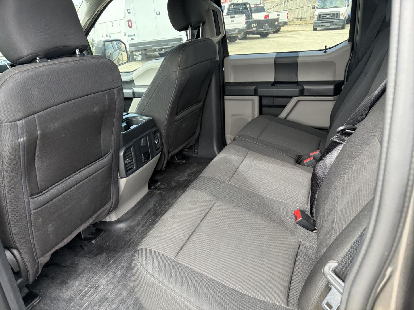 2020 Gray Ford F-150 STX SuperCrew 5.5-ft. 2WD (1FTEW1CP9LK) with an 2.7L V6 DOHC 24V engine, 6A transmission, located at 1687 Business 35 S, New Braunfels, TX, 78130, (830) 625-7159, 29.655487, -98.051491 - Photo#9