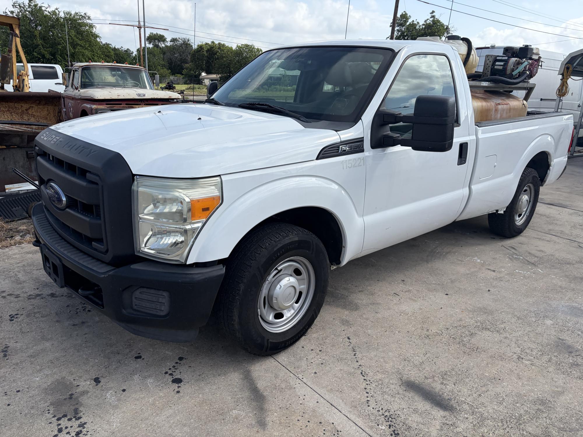 photo of 2015 Ford F-350 SD XL 2WD