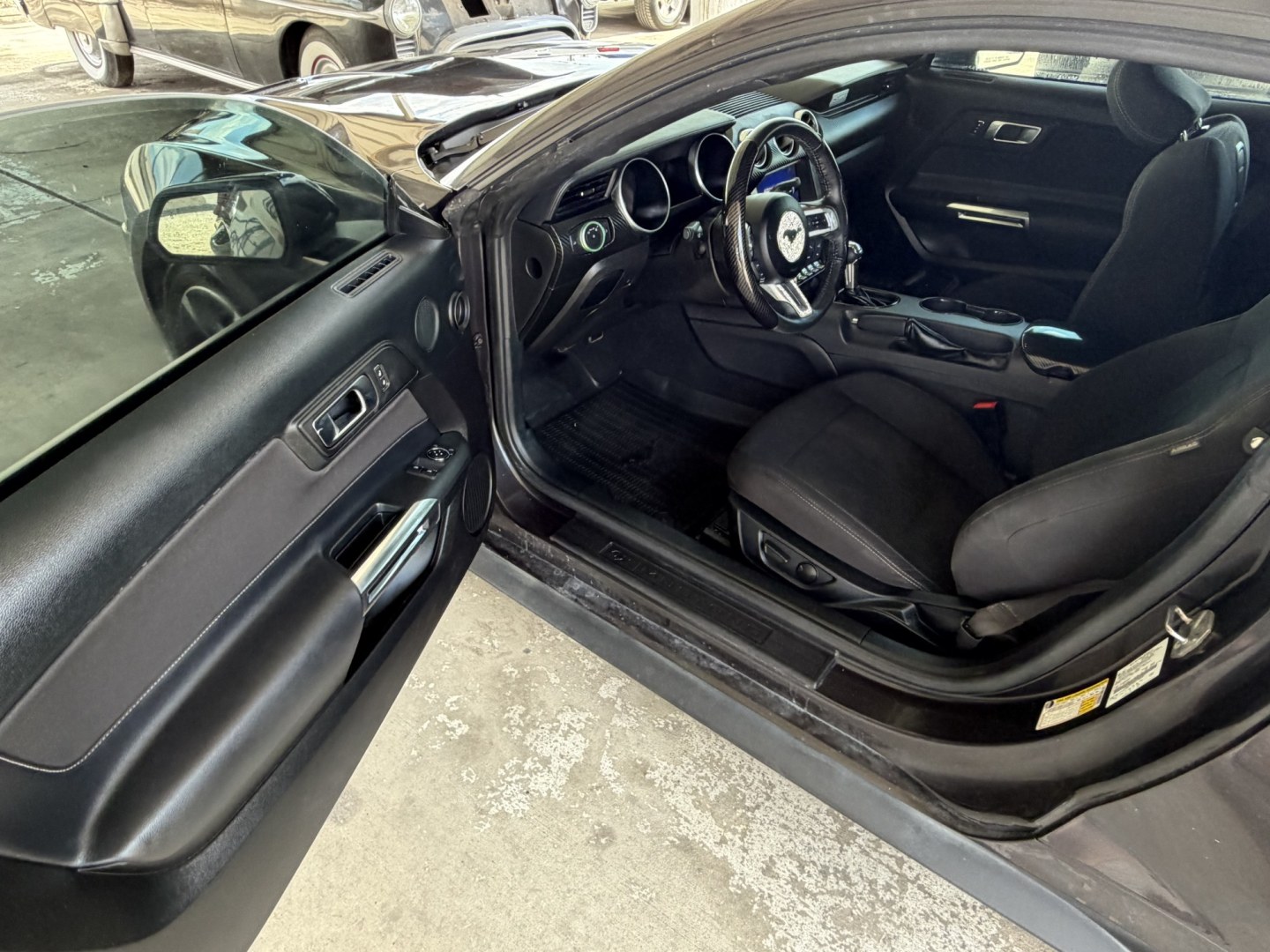 2022 Black Ford Mustang EcoBoost Coupe (1FA6P8TH0N5) with an 2.3L L4 DOHC 16V engine, located at 1687 Business 35 S, New Braunfels, TX, 78130, (830) 625-7159, 29.655487, -98.051491- Photo#7