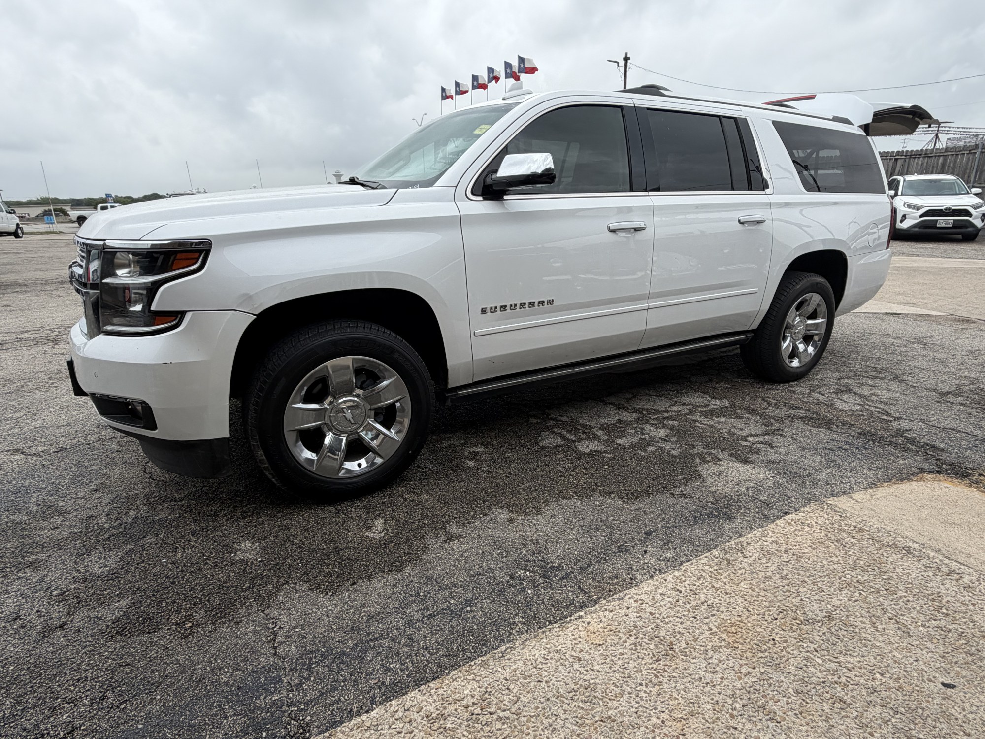 photo of 2018 Chevrolet Suburban Premier 2WD