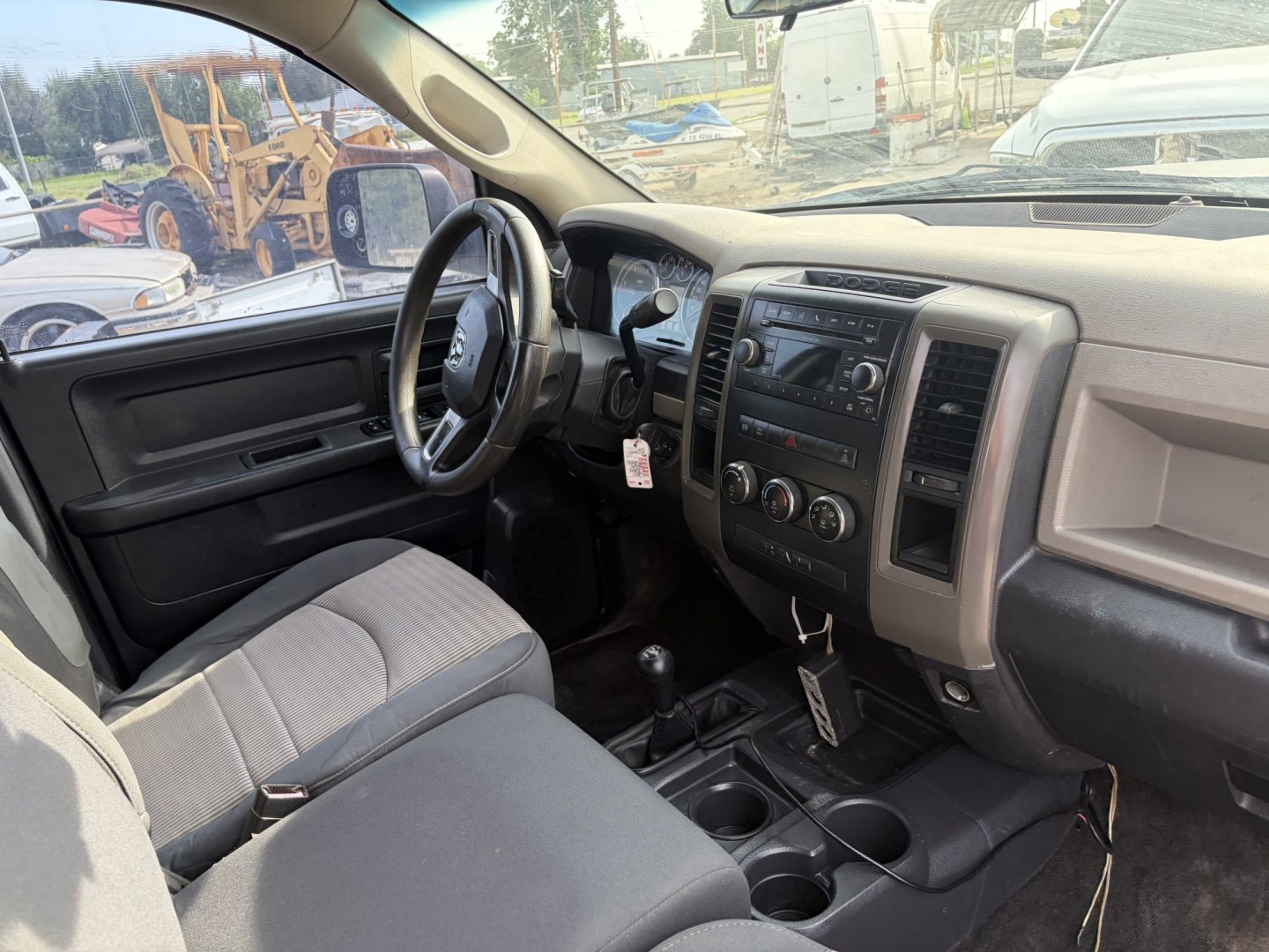 2011 Brown Dodge Ram 2500 SLT Crew Cab 4WD (3D7UT2CL4BG) with an 6.7L L6 OHV 24V TURBO DIESEL engine, located at 1687 Business 35 S, New Braunfels, TX, 78130, (830) 625-7159, 29.655487, -98.051491- Photo#3
