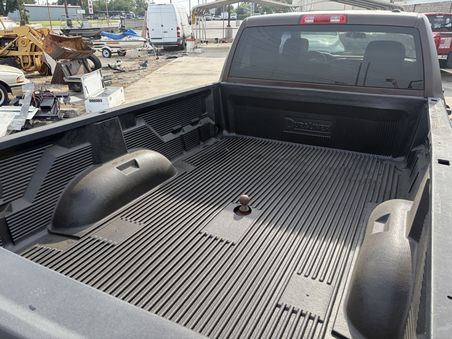 2011 Brown Dodge Ram 2500 SLT Crew Cab 4WD (3D7UT2CL4BG) with an 6.7L L6 OHV 24V TURBO DIESEL engine, located at 1687 Business 35 S, New Braunfels, TX, 78130, (830) 625-7159, 29.655487, -98.051491- Photo#6