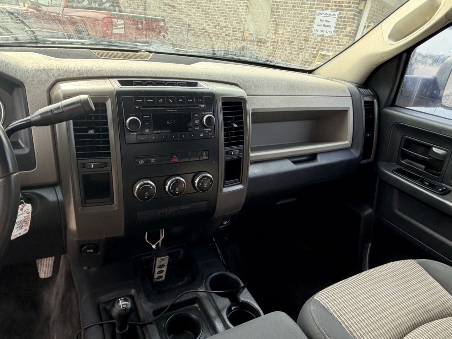 2011 Brown Dodge Ram 2500 SLT Crew Cab 4WD (3D7UT2CL4BG) with an 6.7L L6 OHV 24V TURBO DIESEL engine, located at 1687 Business 35 S, New Braunfels, TX, 78130, (830) 625-7159, 29.655487, -98.051491- Photo#13