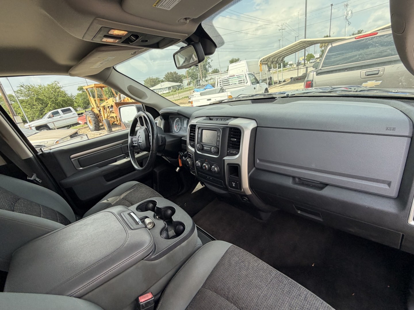 2015 Blue RAM 1500 SLT Crew Cab SWB 4WD (1C6RR7LT5FS) with an 5.7L V8 OHV 16V engine, 6-Speed Automatic transmission, located at 1687 Business 35 S, New Braunfels, TX, 78130, (830) 625-7159, 29.655487, -98.051491- Photo#3