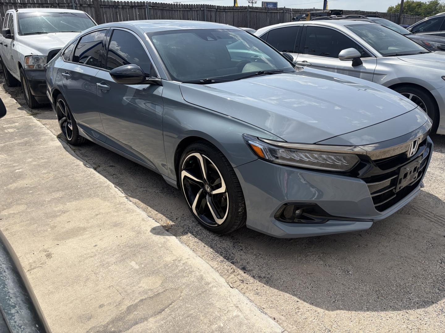 2022 Gray Honda Accord Sport 2.0T (1HGCV2F32NA) with an 2.0L L4 DOHC 16V TURBO engine, 10A transmission, located at 1687 Business 35 S, New Braunfels, TX, 78130, (830) 625-7159, 29.655487, -98.051491- Photo#1